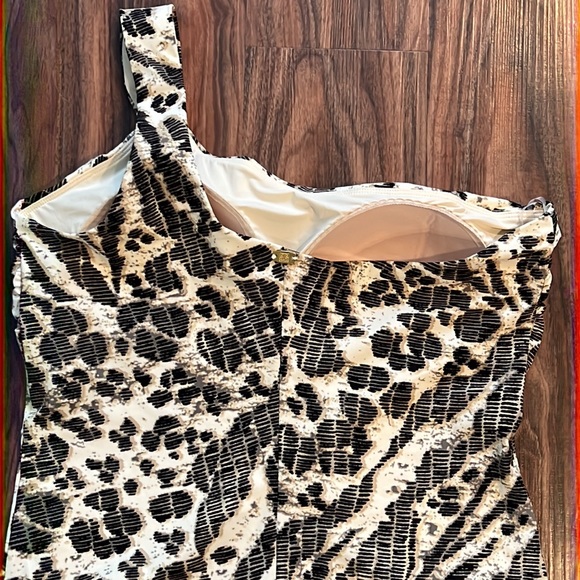 NWOT Amoressa Sierra Leone Gemini One Piece - Picture 11 of 16